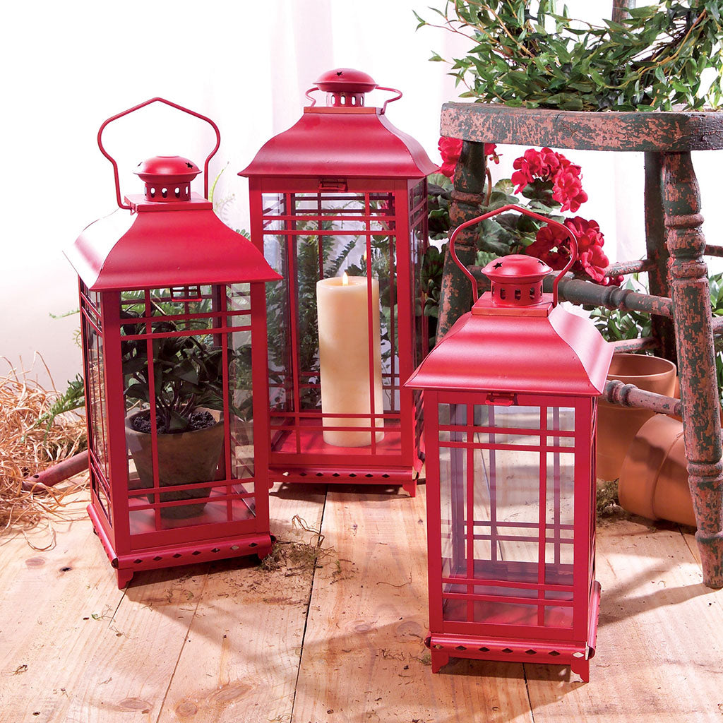 Old Fashioned Metal Red Lantern (Set of 3)