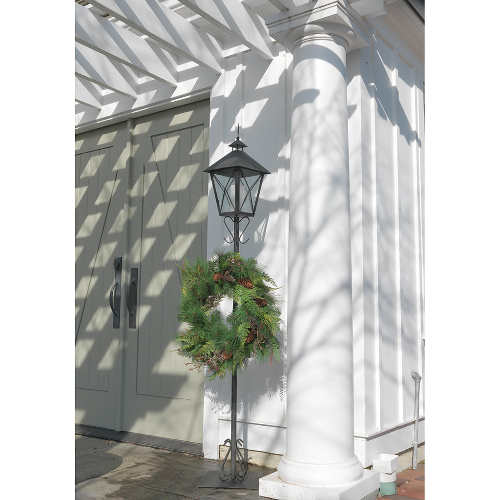 5.5’ Iron Street Lantern