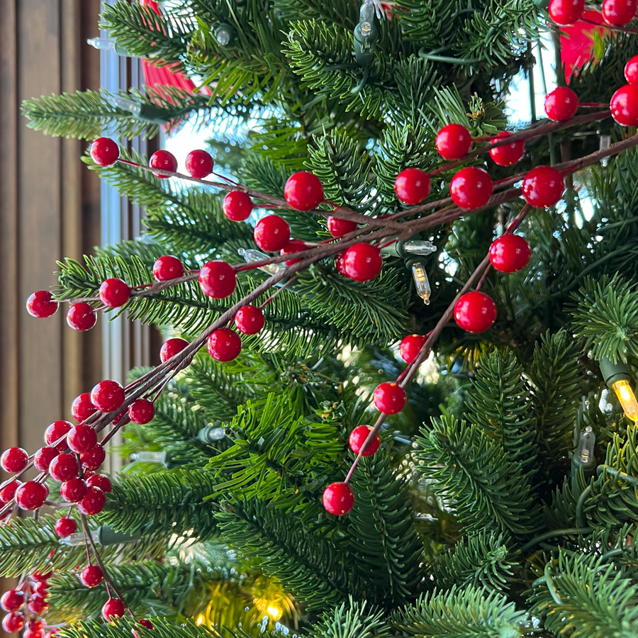66" Berry Garland Red