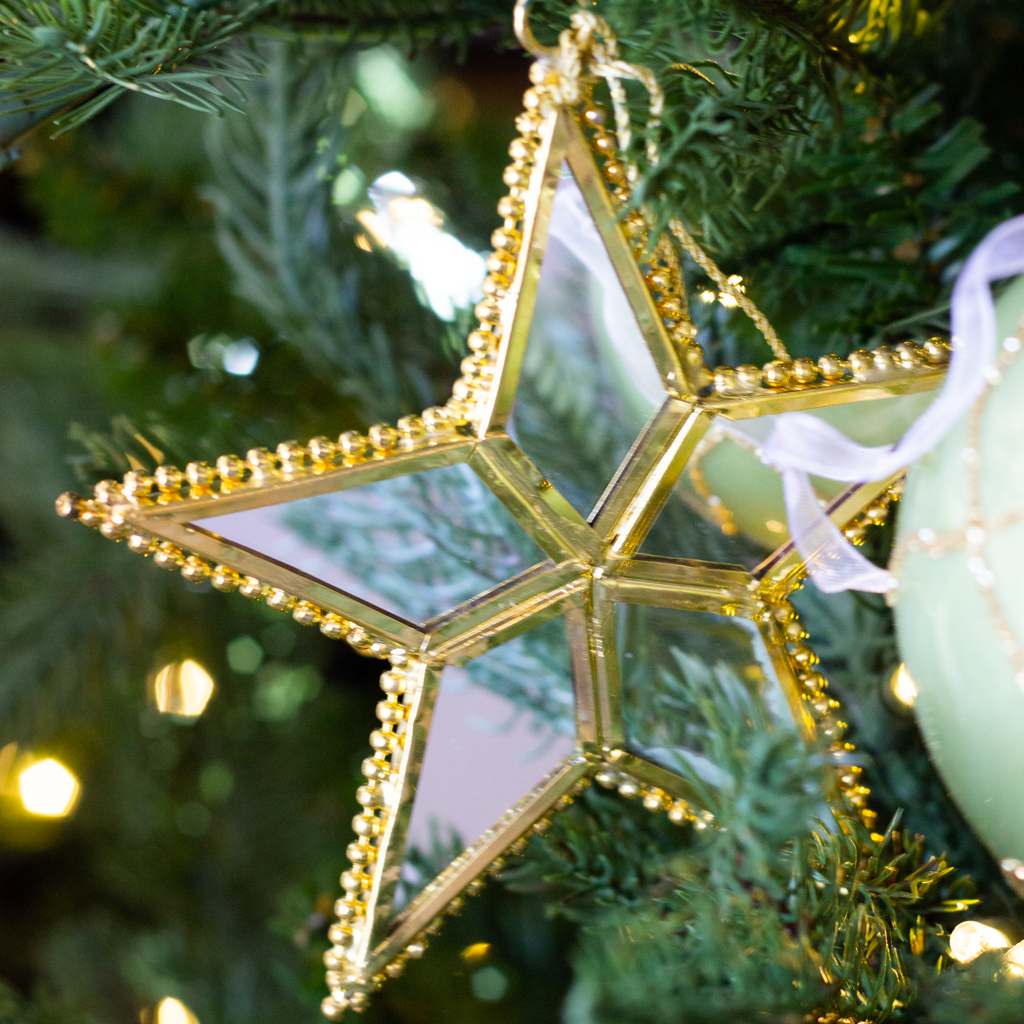 5” Gold Detailed Star Ornament