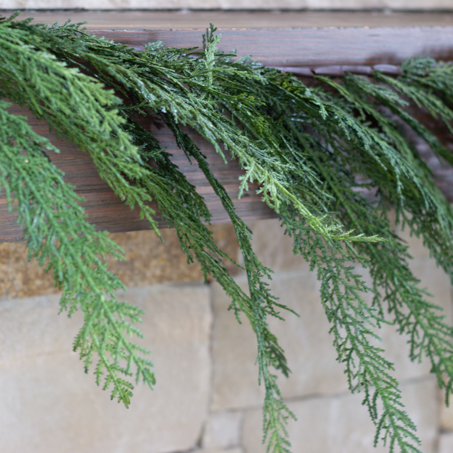 6' Cedar Garland